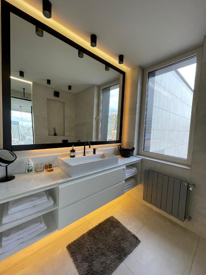 شقة The Penthouse كييف المظهر الخارجي الصورة